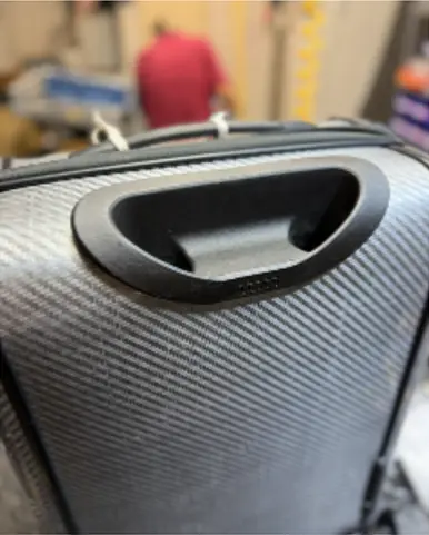 TUMI 伸縮ハンドルぐらつき修理 修理前