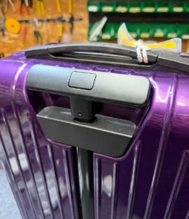 RIMOWA サルサエアー 伸縮ハンドル取っ手交換(ポリカーボネートケース) 修理後
