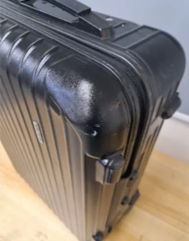 RIMOWA ボディ凹み修理（アルミケース補修） 修理後