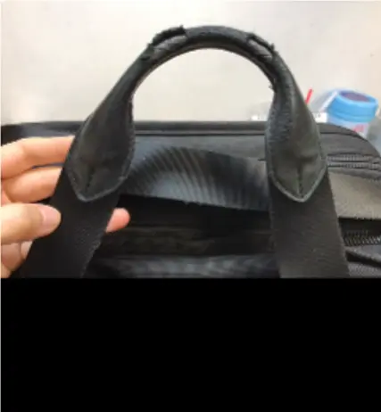 TUMI 革ハンドル交換修理 修理前