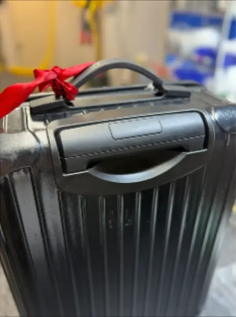 リモワ ハンドル破損交換修理(専用代用品対応) 修理後