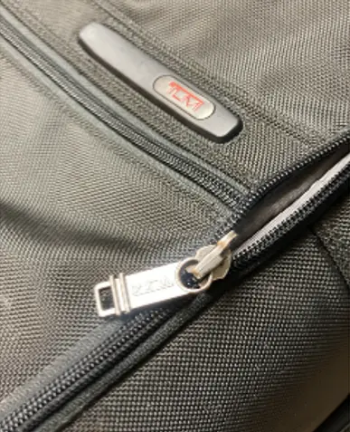 TUMI ファスナー修理 修理後