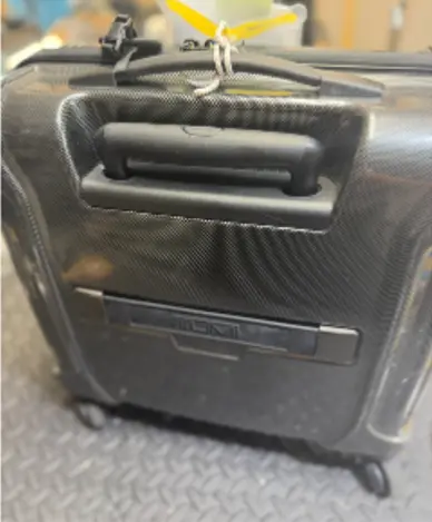 TUMI 伸縮ハンドル修理 修理前