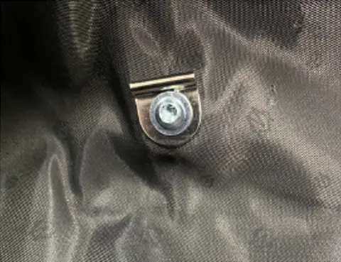 RIMOWA 内装金具修理(固定パーツ破損対応) 修理前