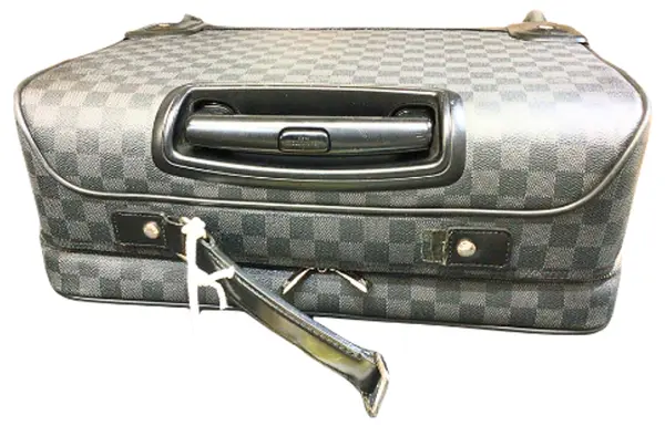 LOUIS VUITTON Louis Vuitton ペガス 革ハンドル修理(持ち手交換) 修理前