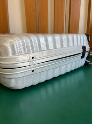 Samsonite コスモライト ゴムヒンジ片側破損修理