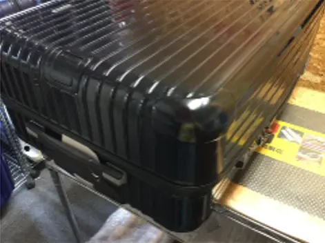 RIMOWA ポリカーボネートボディ亀裂補修修理 修理後