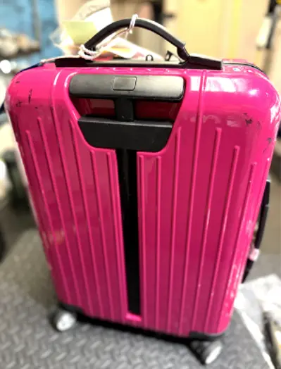 RIMOWA サルサエアー(ショッキングピンク・限定色)伸縮ハンドル交換 修理後