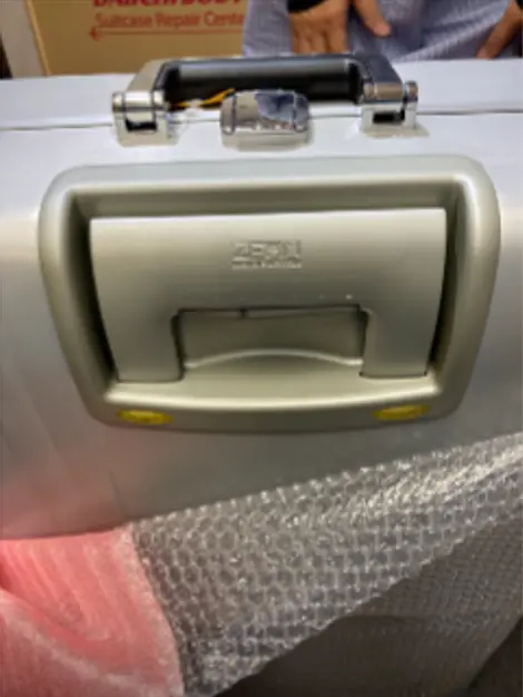 ゼロハリバートン 伸縮ハンドル部品修理 修理後