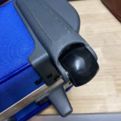 Samsonite キャスター交換修理 修理後