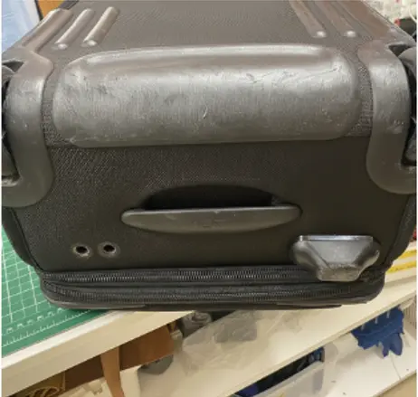 TUMI フットパーツ交換修理