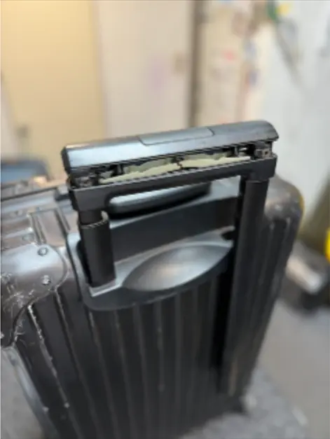 リモワ 総合不具合ハンドル修理
