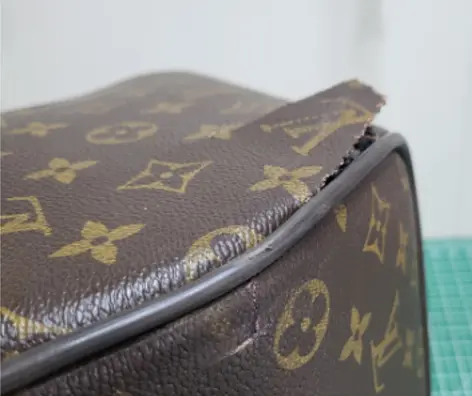 LOUIS VUITTON Louis Vuitton ペガス ボディ破れ修理(本体補修) 修理前