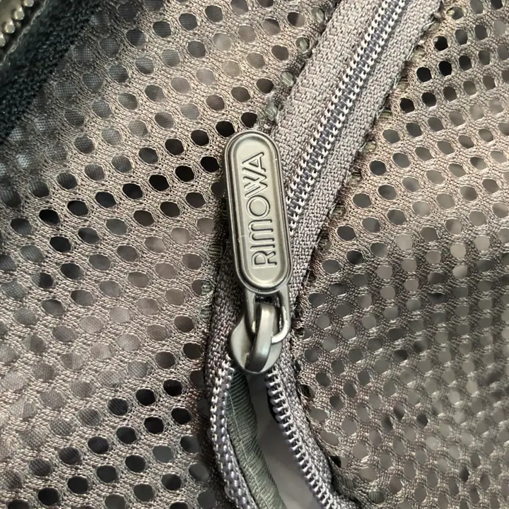 リモワ(RIMOWA)ファスナー修理