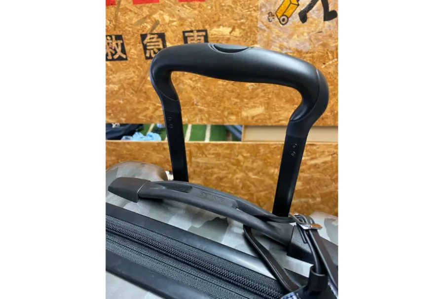 TUMIのファスナー修理後