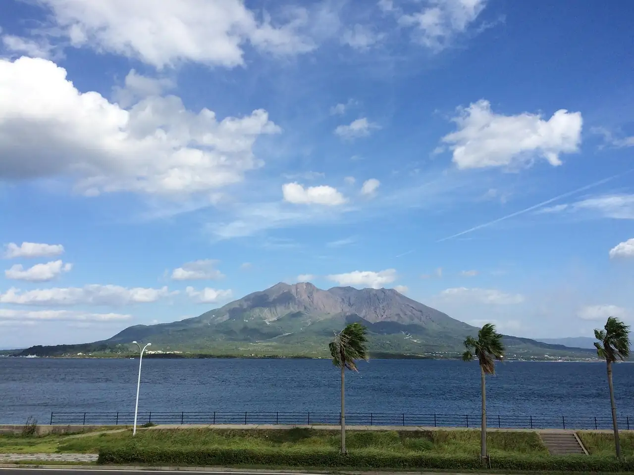 鹿児島県伊佐市|桜島