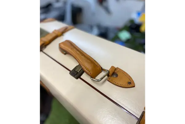 グローブトロッターのハンドル修理