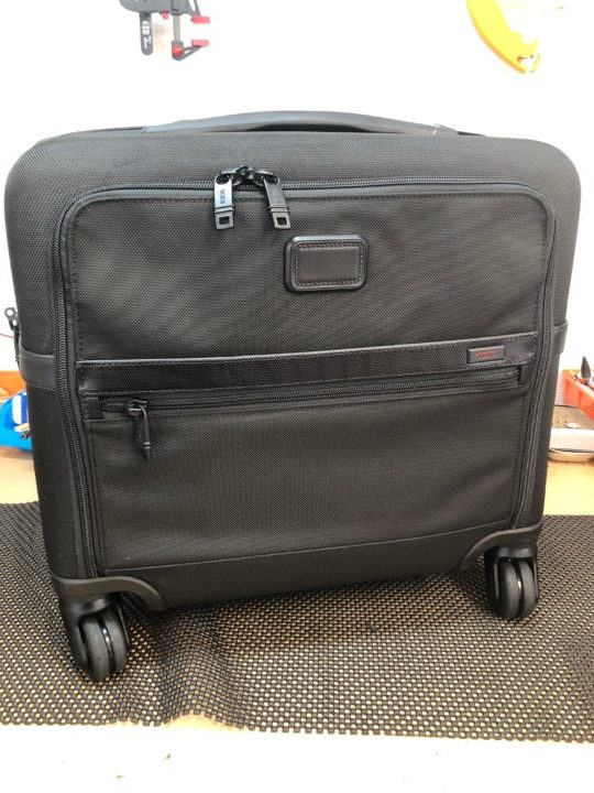 TUMI トローリーバッグ 車輪交換済み 鍵 小物入れ付き - バッグ