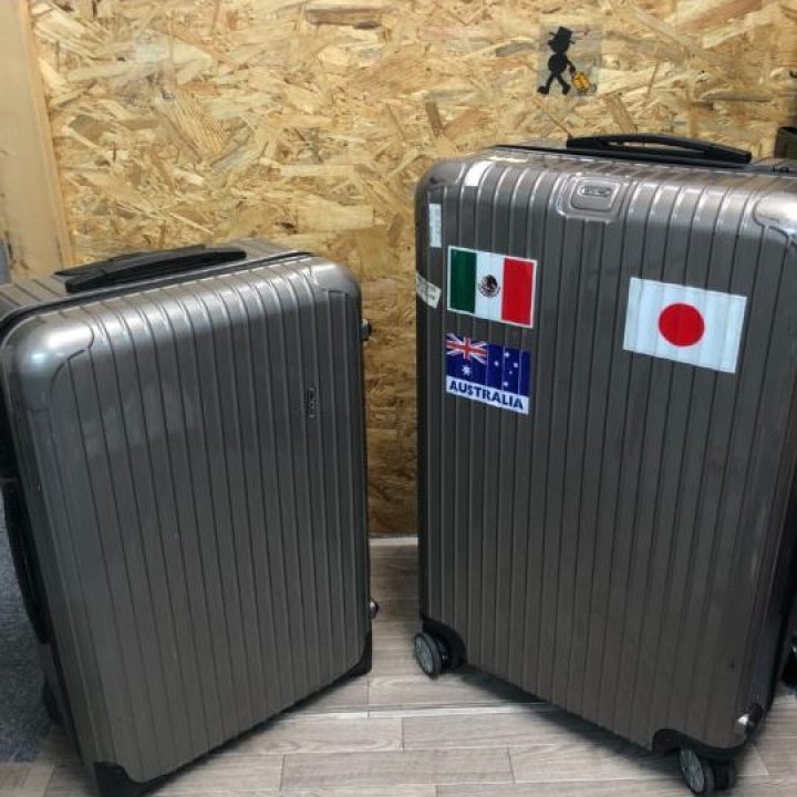リモワサルサ　スーツケース修理